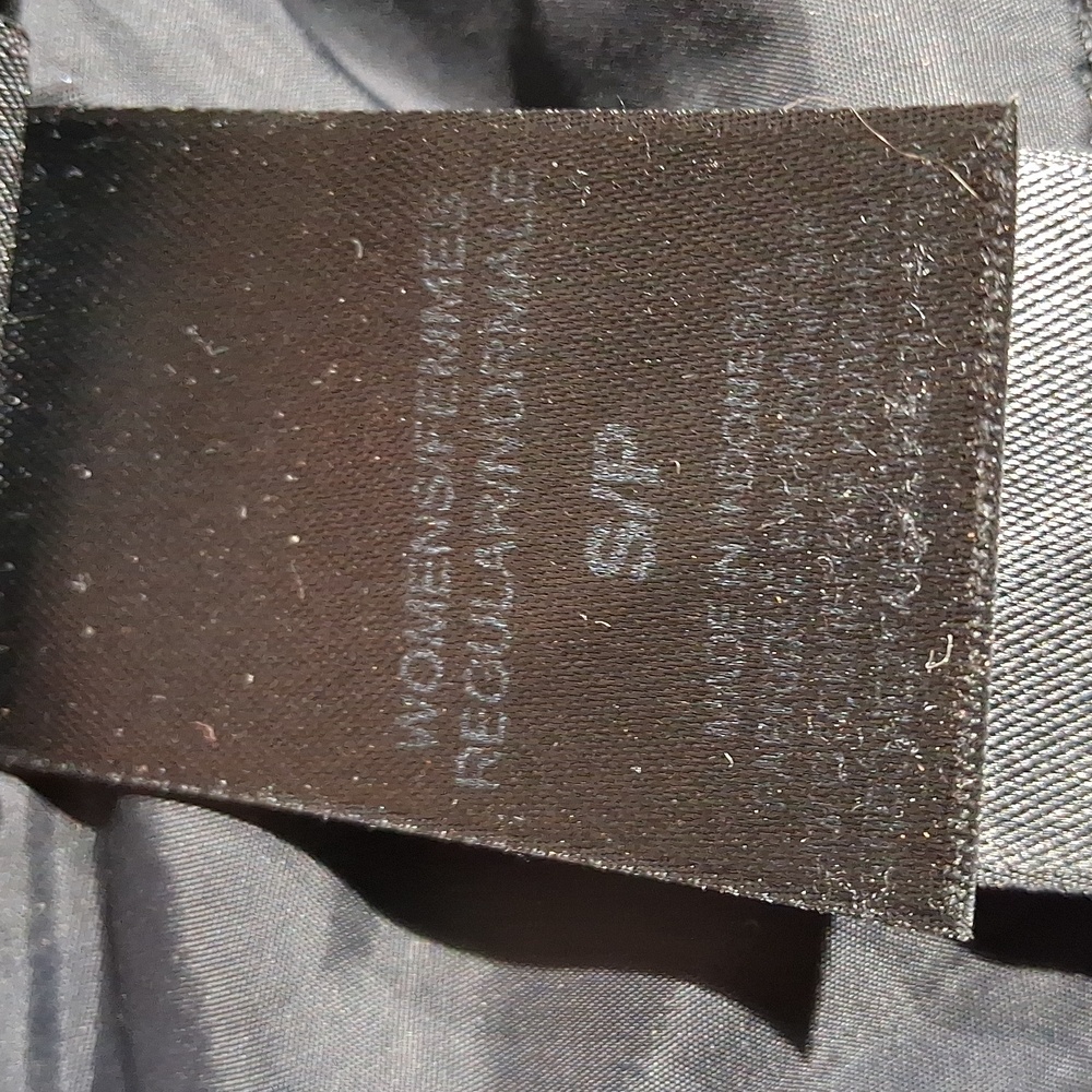 Plain Old Typical North Face Jacket Size Small - Picture 8 of 9